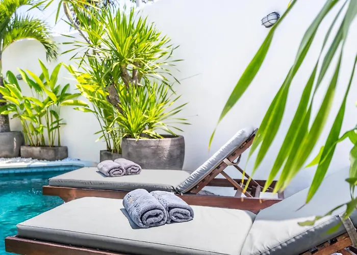 Villa The R Kaba - Incl. Motorbikes Seminyak
